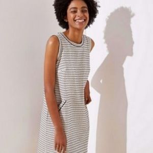 Black & White Shift Dress with Pockets from LOFT size Large